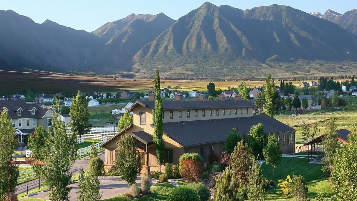 Alpine Academy - Mountain View - Image 1