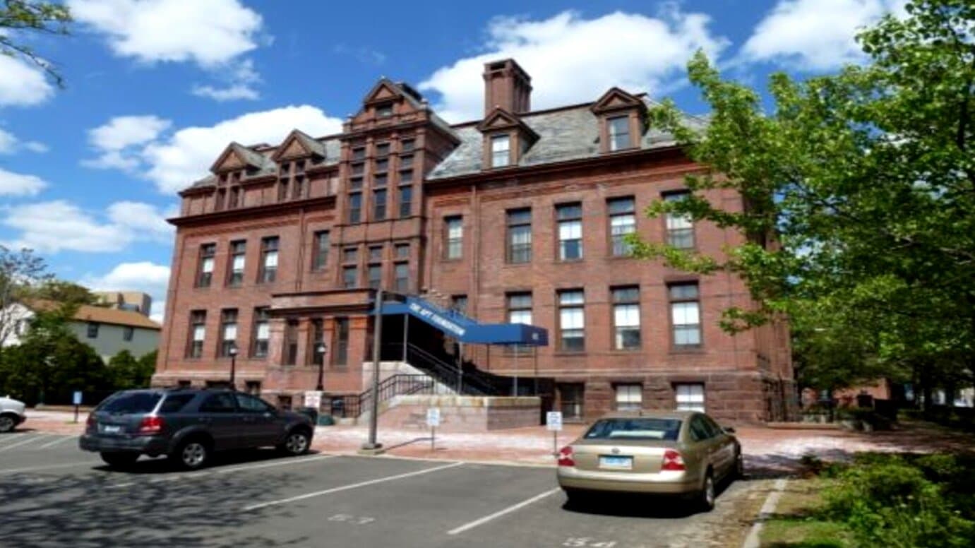 APT Foundation Legion Clinic - Image 1