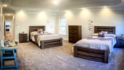 Aster Springs - Glenn Allen - Thumbnail 2