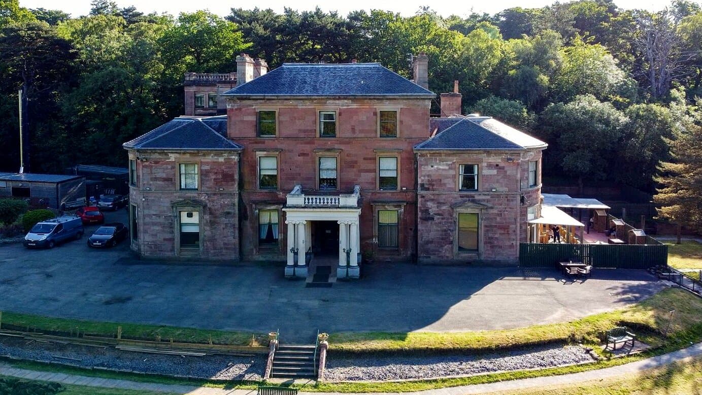 Calderglen House - Image 1