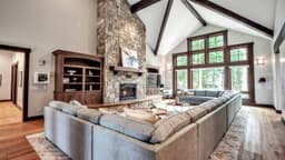 Clementine Lake Oswego - Thumbnail 2