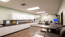 Desert Comprehensive Treatment Center - Thumbnail 3