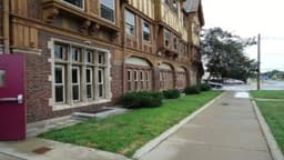Elmhurst James Oden Center - Thumbnail 2
