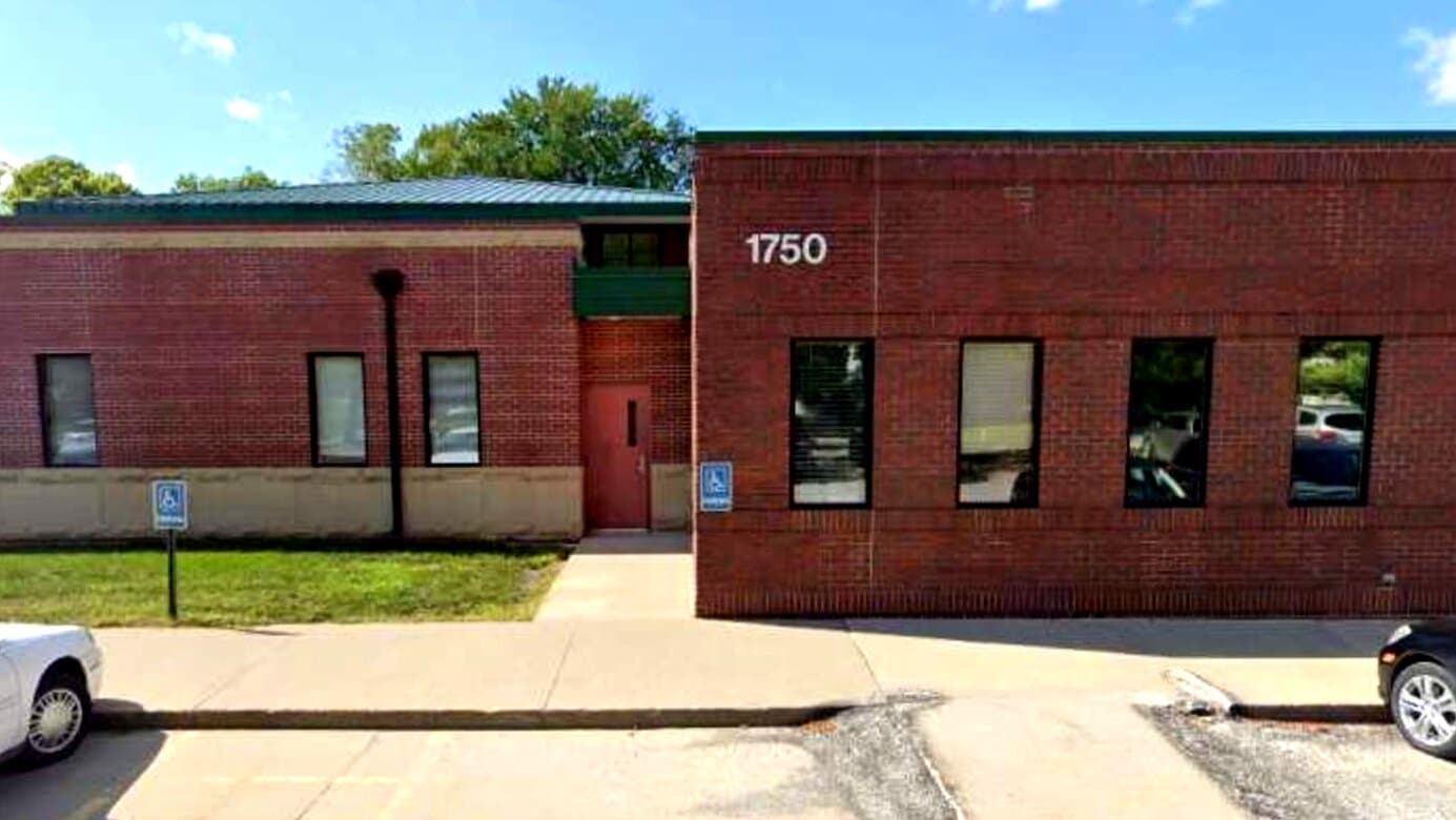 Full Circle Recovery Community Center-Des Moines