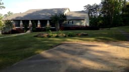Good Shepherd Recovery House - Thumbnail 3