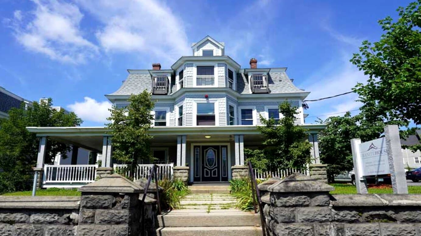 The Granite House - Image 1