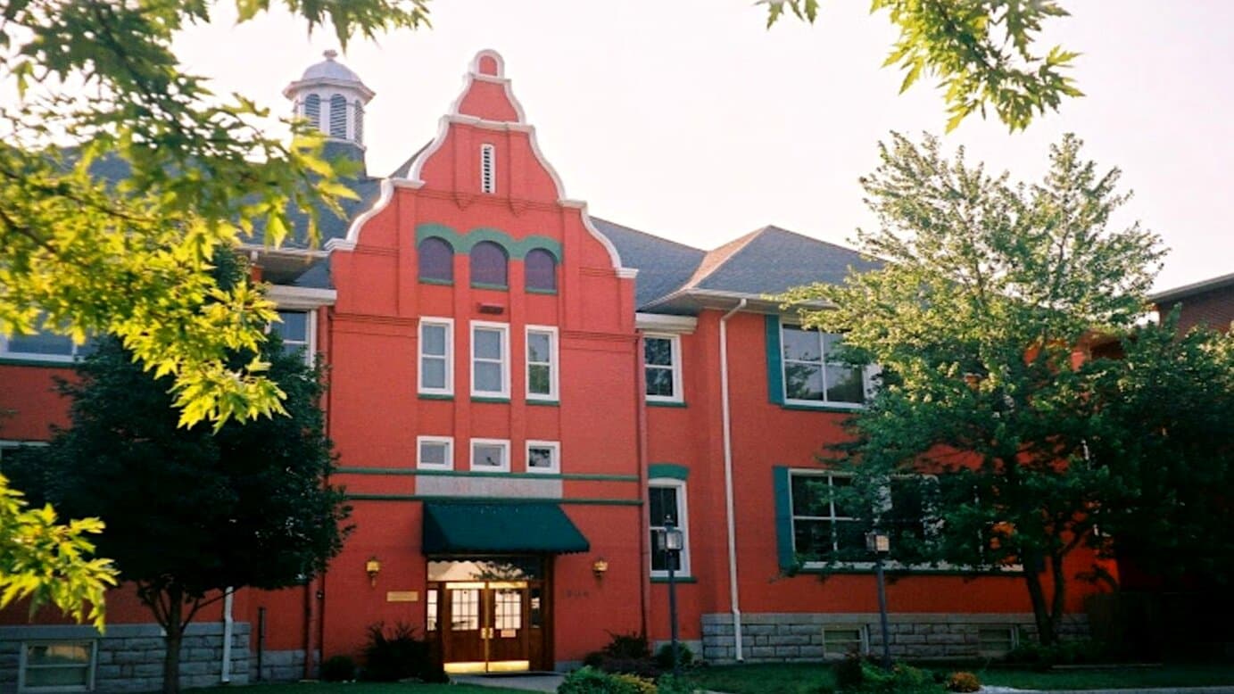 Lafayette House - Image 1