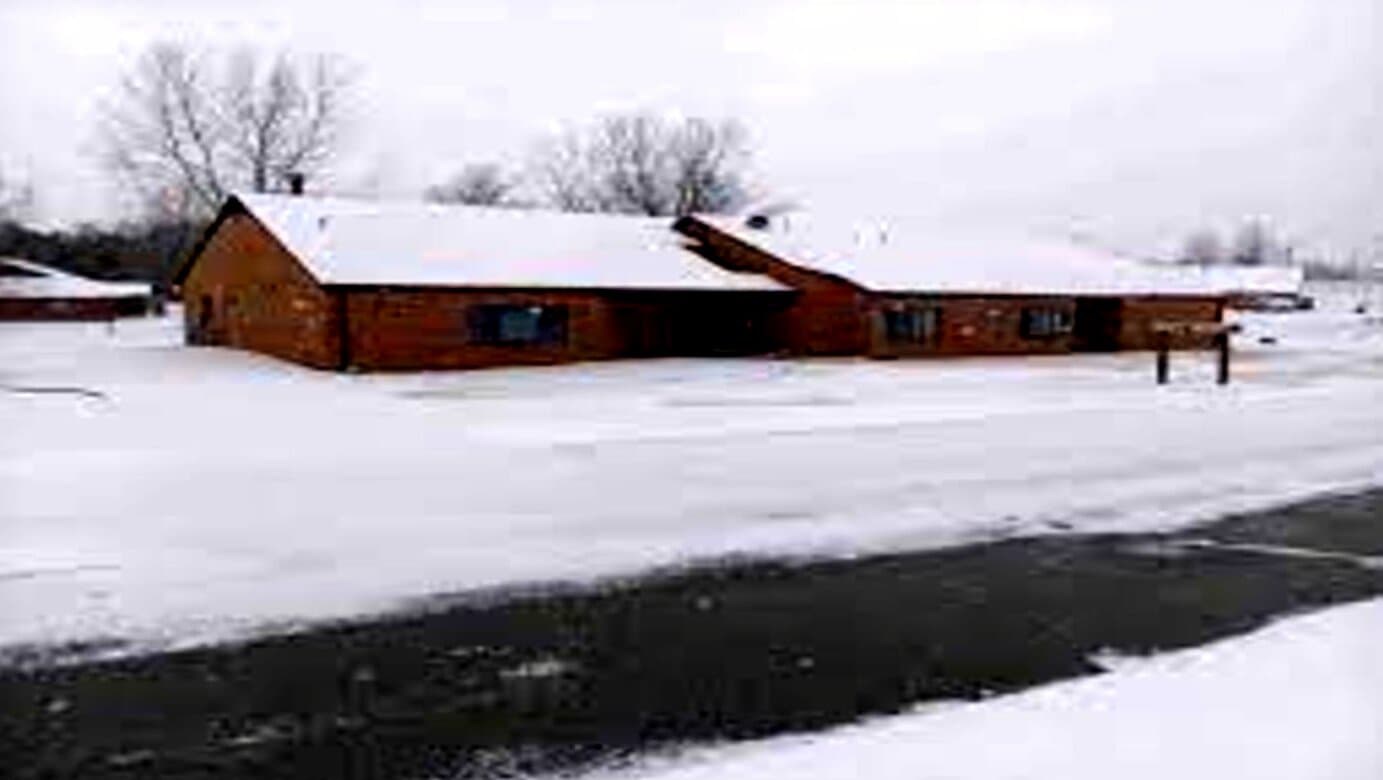 Missouri Girls Town - Image 1