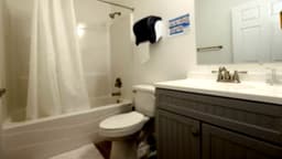 Monroe Street Housing - Thumbnail 4
