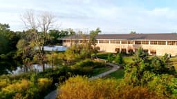 Pasadena Villa Great Lakes - Thumbnail 1