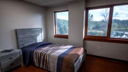 Pasadena Villa Great Lakes - Thumbnail 3
