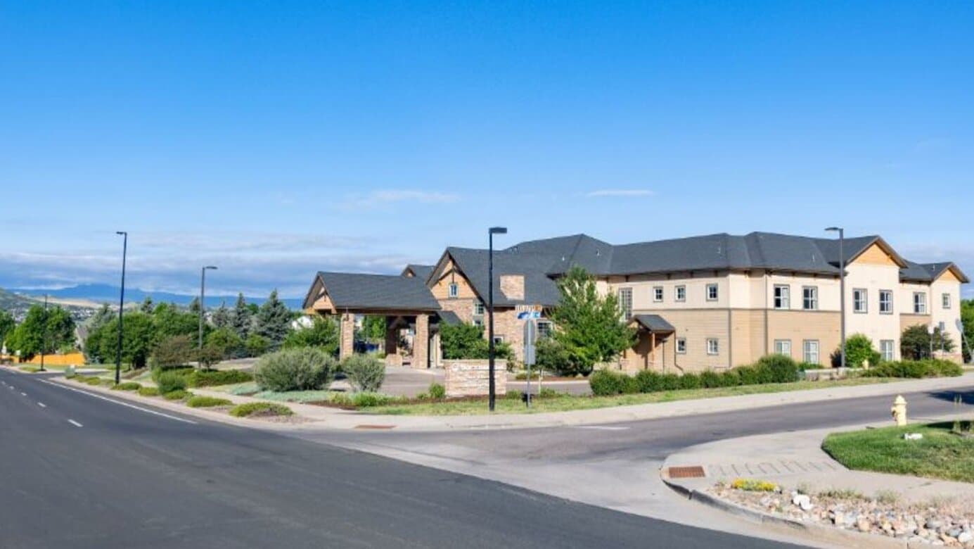 Sandstone Care Teen Center at Castle Rock - Image 1