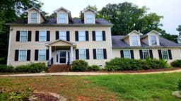 Beacon of Light - South End Women's Recovery House - Thumbnail 1