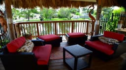 Summer House - Thumbnail 1