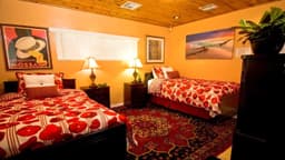 Summer House - Thumbnail 2