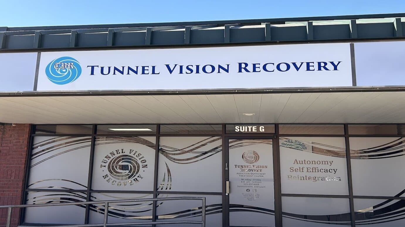 Tunnel Vision Recovery Lawton - Image 1
