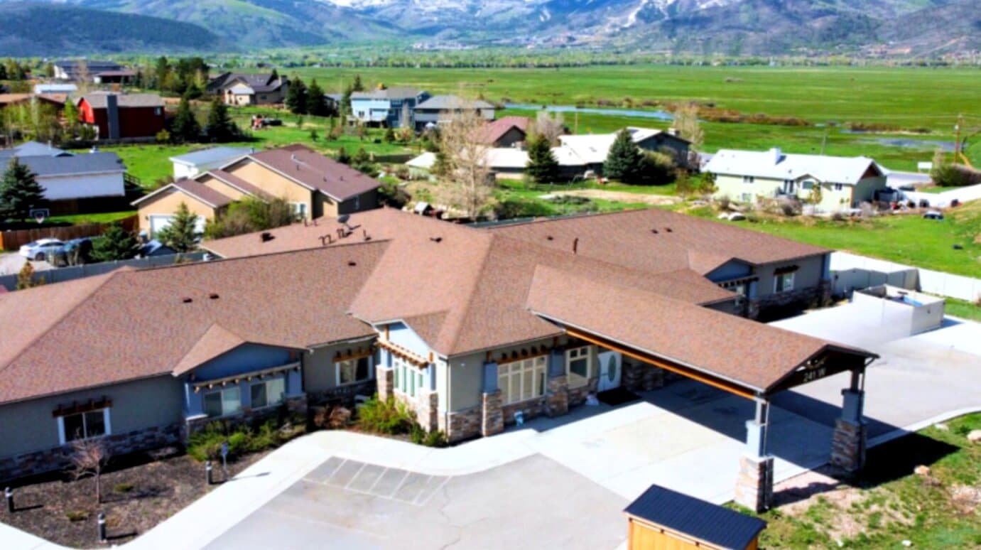 Wasatch Crest Women's Jupiter Campus - Image 1