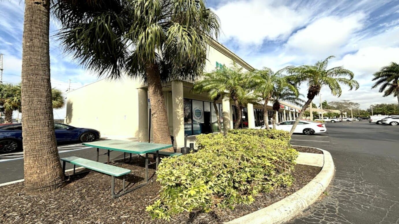 AWA Miami - Image 1