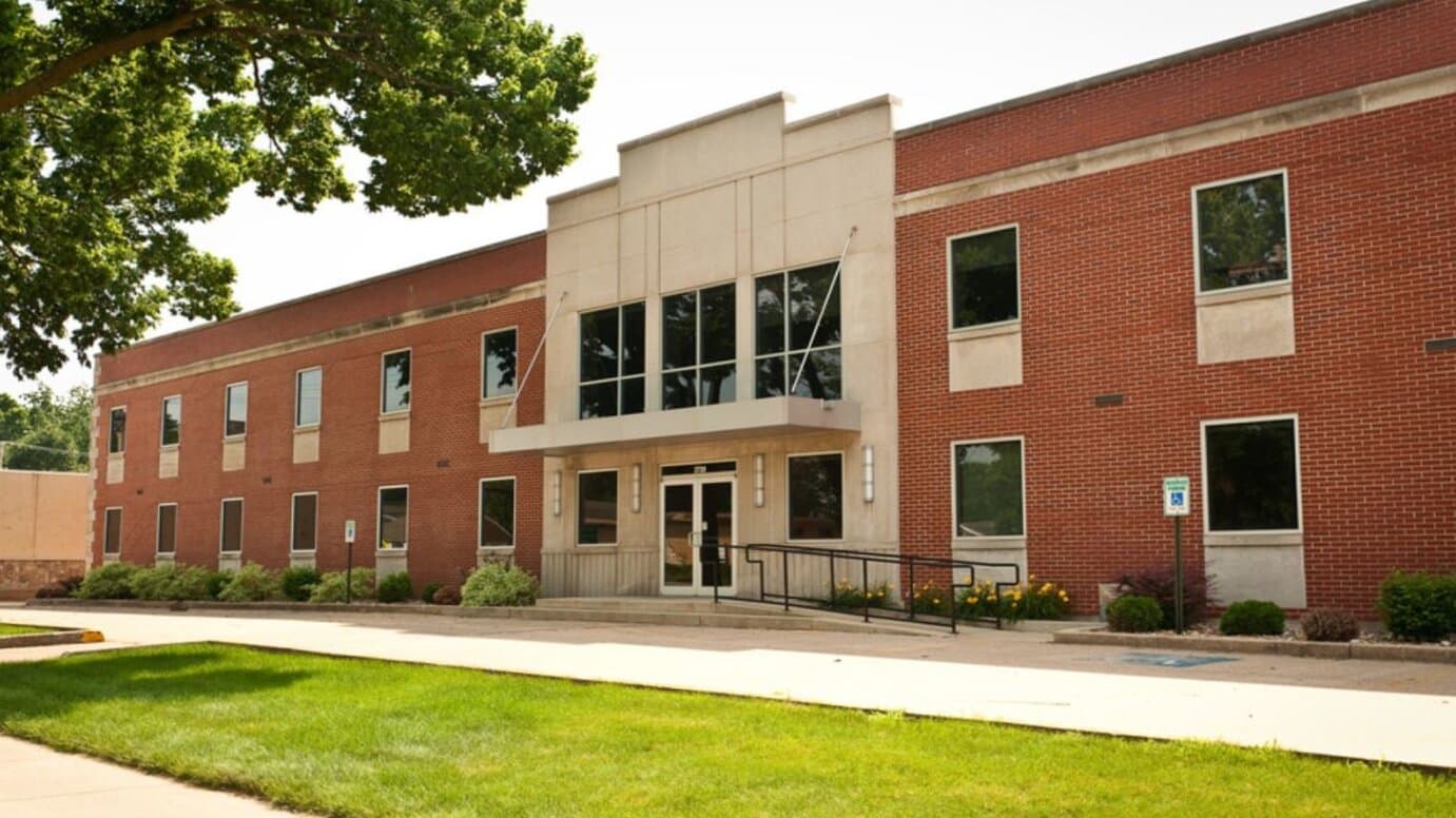 Covenant Family Solutions Cedar Rapids - Image 1