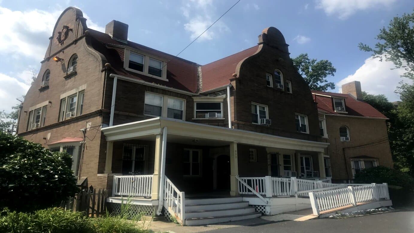 Interim House - Image 1