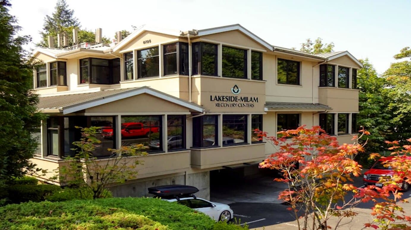 Lakeside Milam Kirkland Outpatient - Image 1