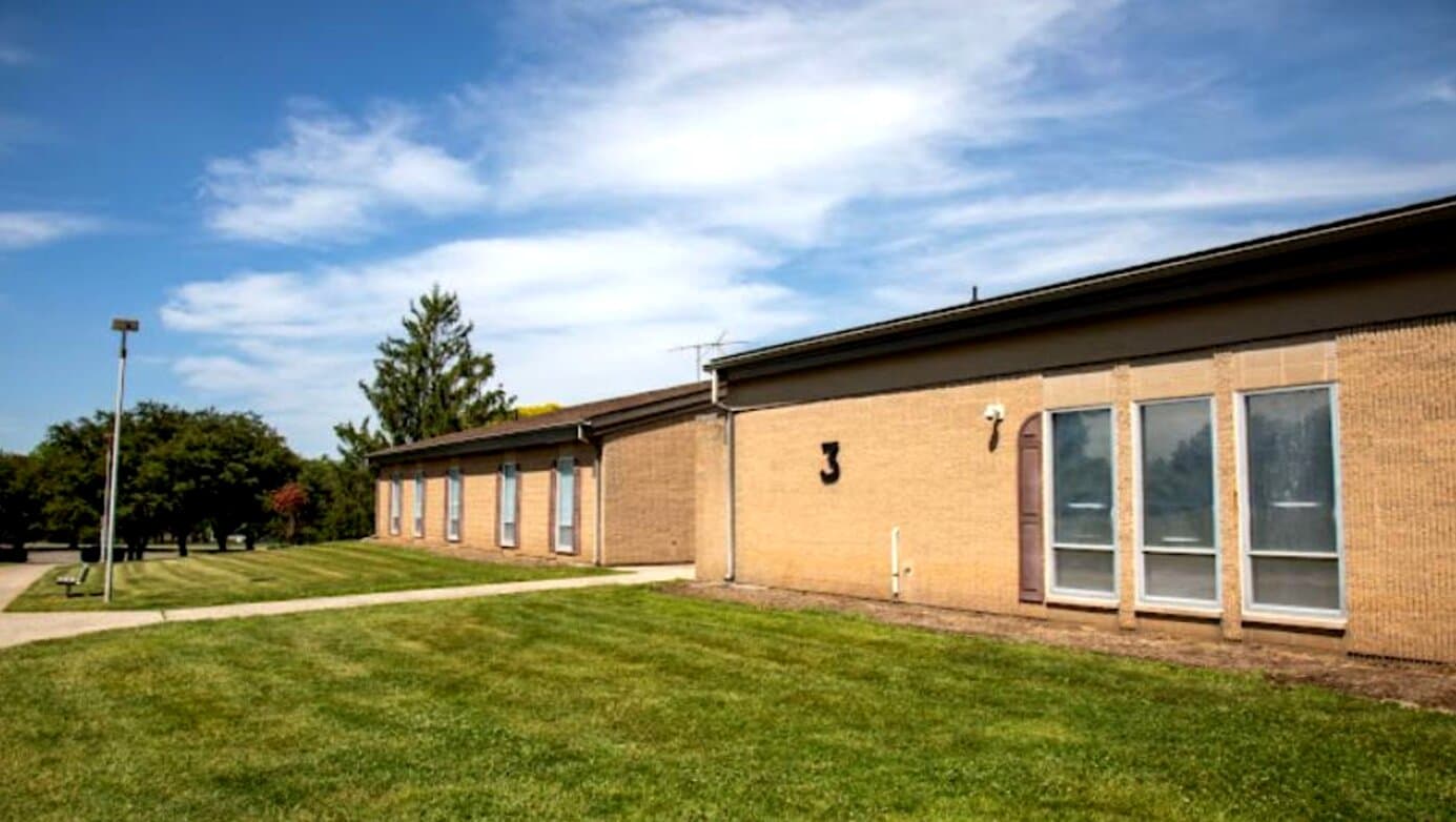 Life Center of Hillsville - Image 1
