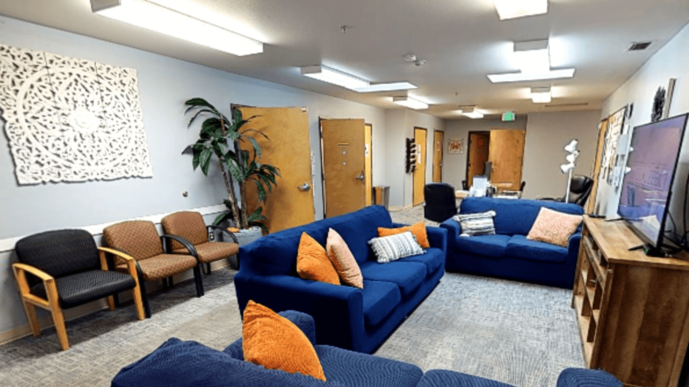 Lifeline Connections Women’s Recovery Center - Image 1