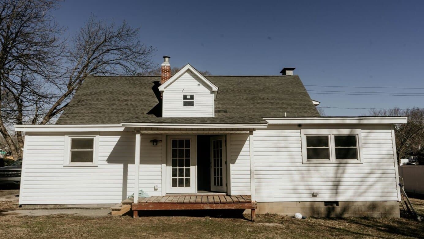 Lotus House - Image 1