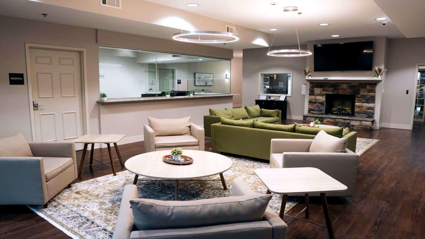 Peachtree Detox - Image 1