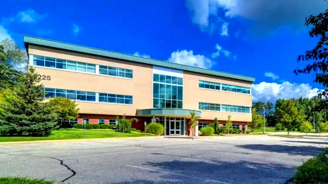 Pine Rest Northeast Clinic - Image 1
