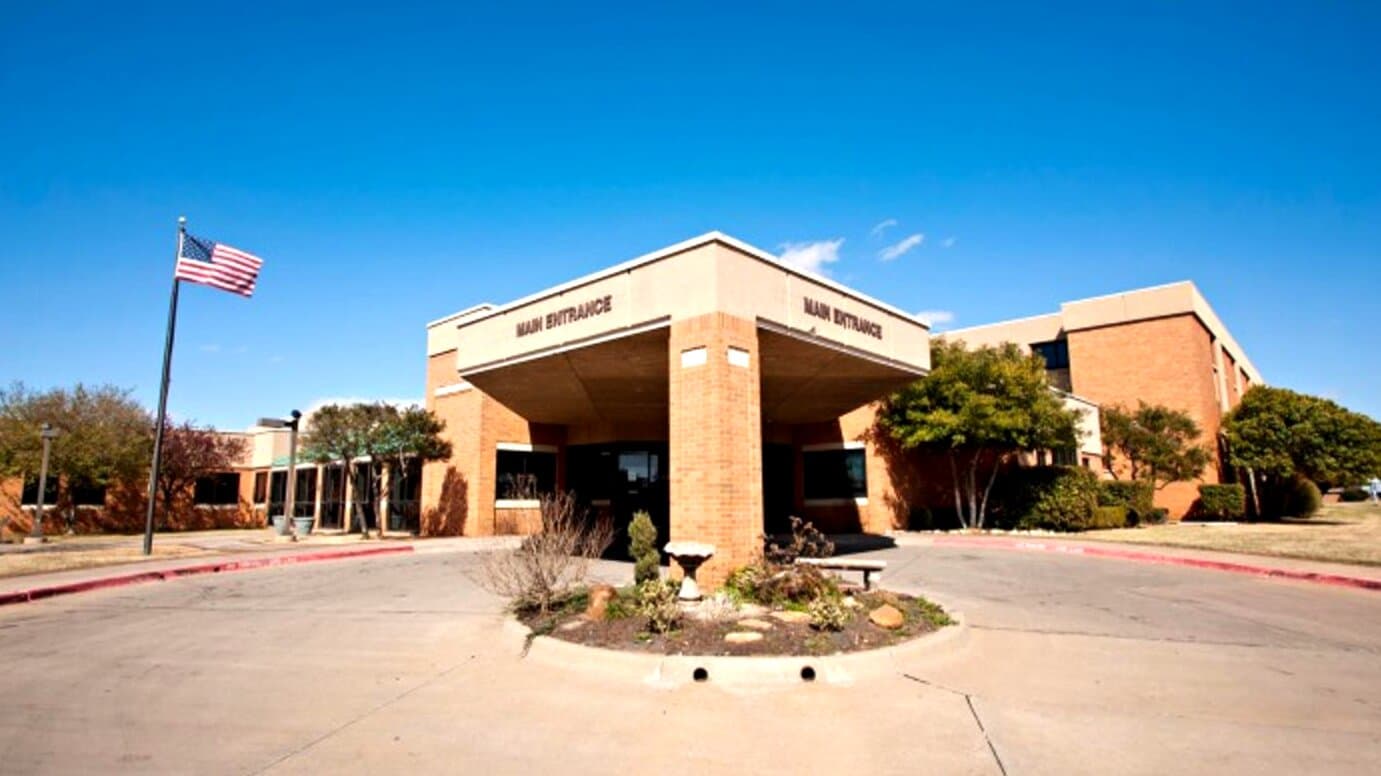 SSM Health St. Anthony South Hospital - Image 1